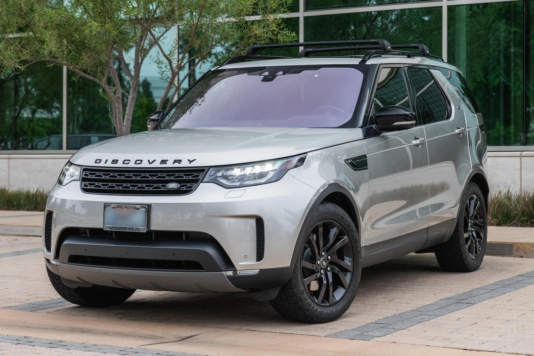 2017 Land Rover Discovery 5th Gen - Image 7 of 31