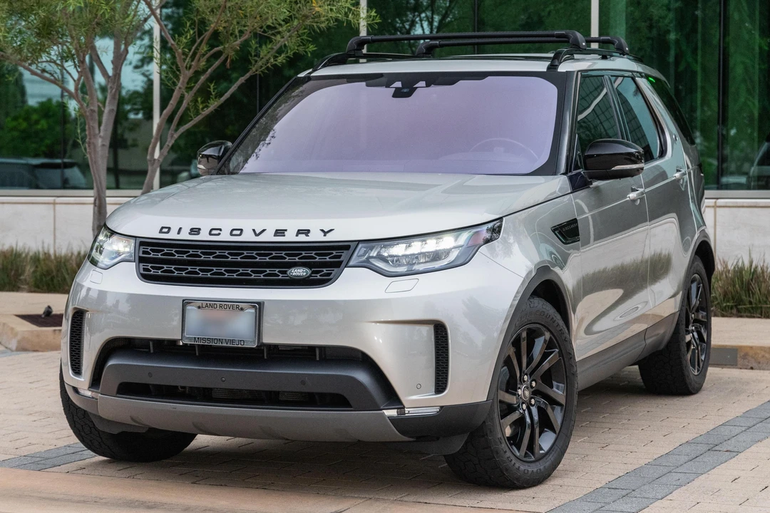 2017 Land Rover Discovery 5th Gen - Image 6 of 31