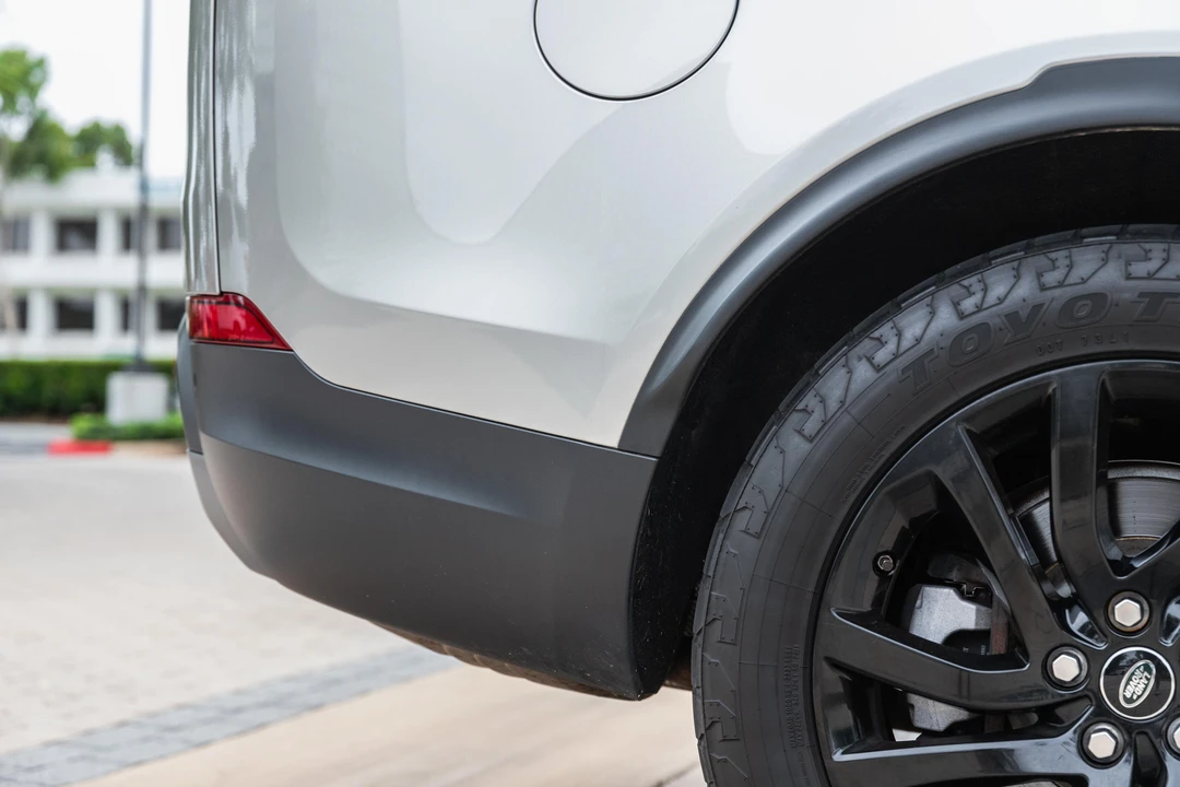 2017 Land Rover Discovery 5th Gen - Image 22 of 31