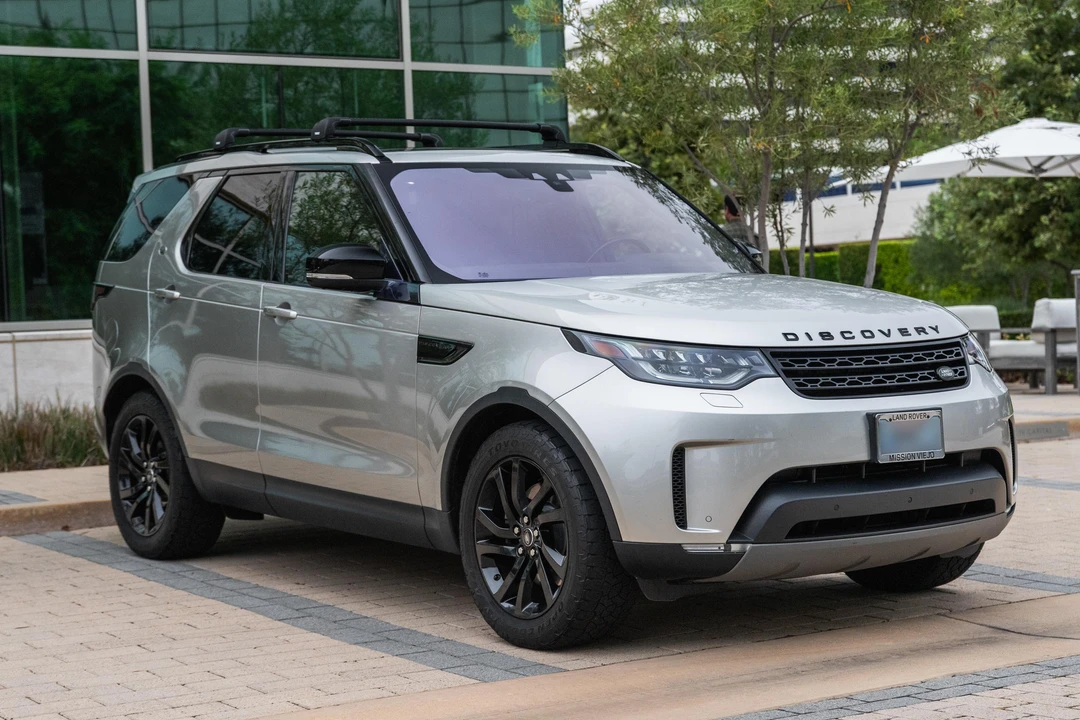 2017 Land Rover Discovery 5th Gen - Image 10 of 31