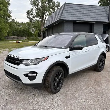 2017 Land Rover Discovery LE Sport Utility 4D