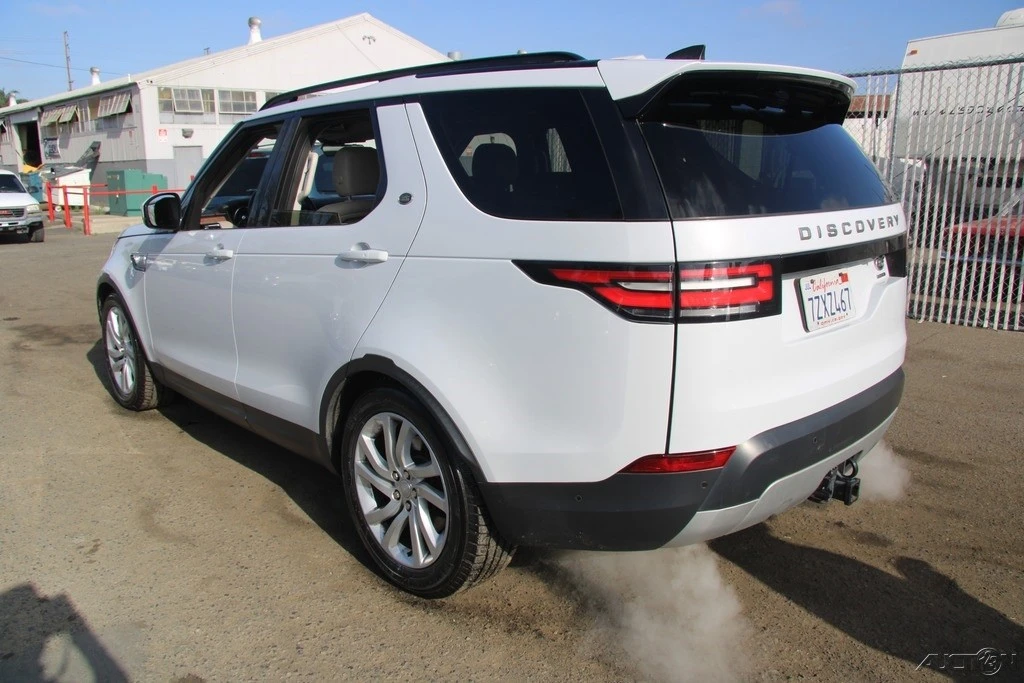 2017 Land Rover Discovery 5th Gen - Image 6 of 21