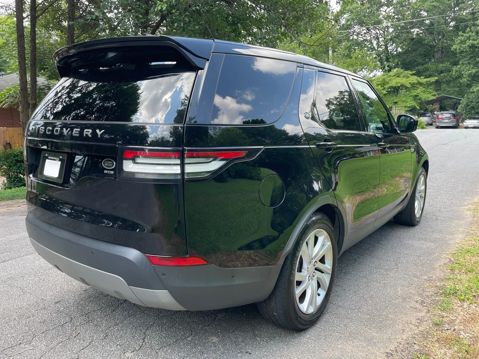 2017 Land Rover Discovery 5th Gen - Image 13 of 31