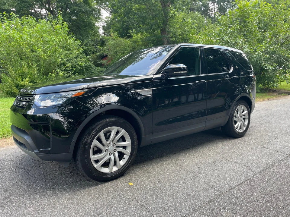 2017 Land Rover Discovery 5th Gen - Image 9 of 31