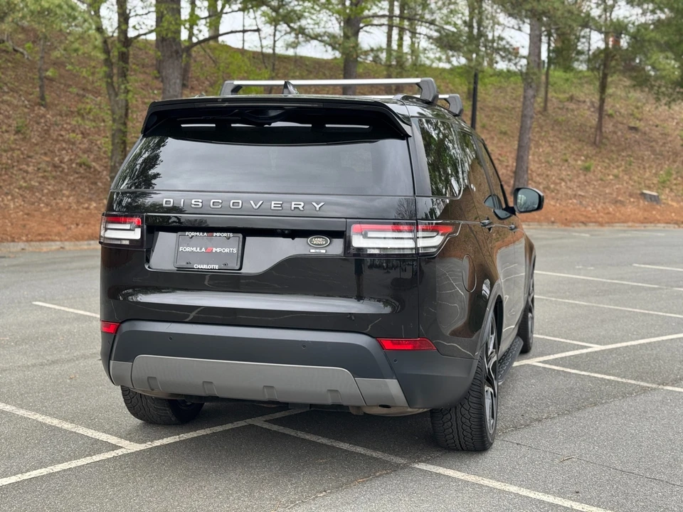 2017 Land Rover Discovery 5th Gen - Image 11 of 12