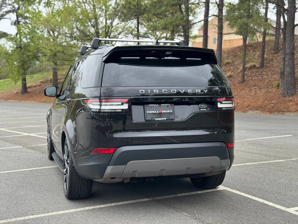 2017 Land Rover Discovery 5th Gen - Image 9 of 12