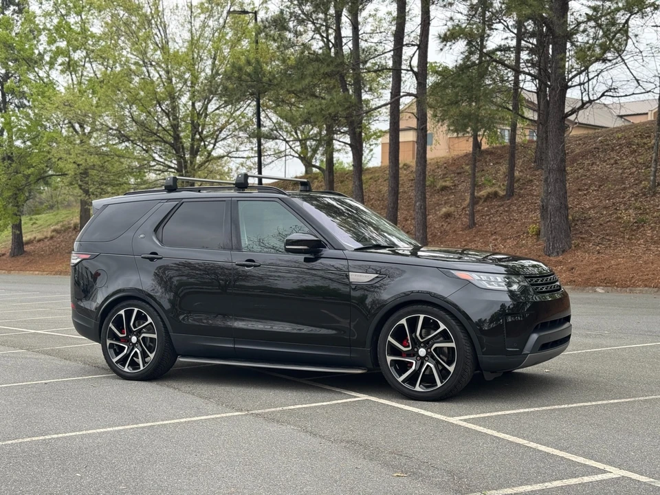 2017 Land Rover Discovery 5th Gen - Image 15 of 21