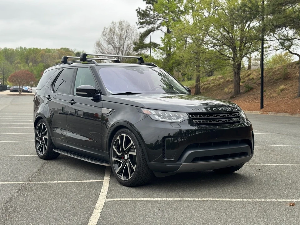 2017 Land Rover Discovery 5th Gen - Image 16 of 21