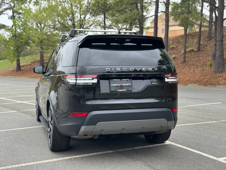 2017 Land Rover Discovery 5th Gen - Image 9 of 12