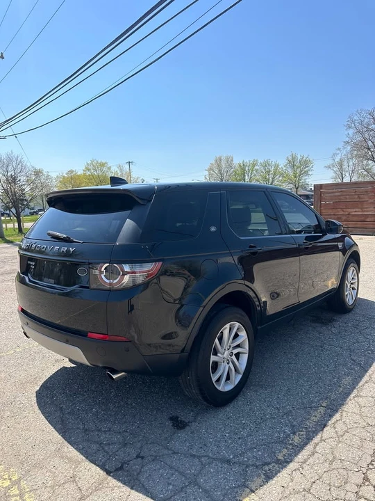 2017 Land Rover Discovery Sport - Image 6 of 19