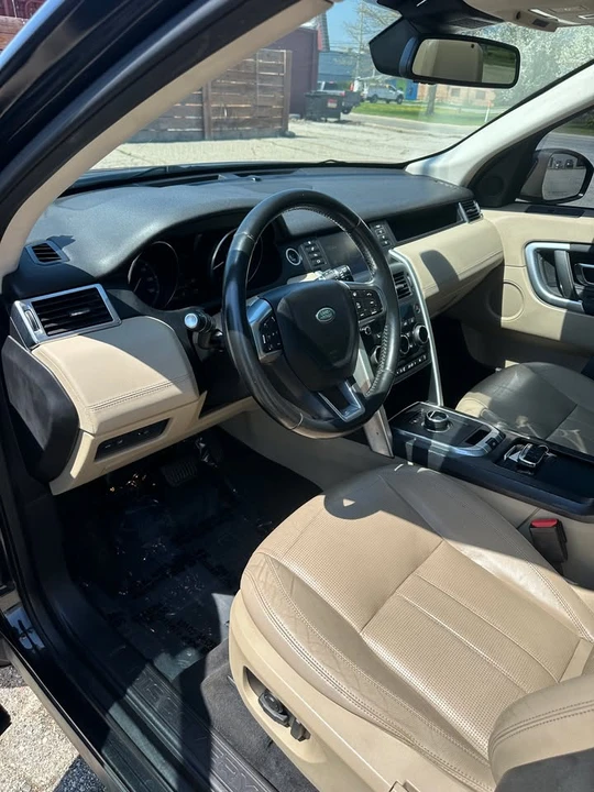 2017 Land Rover Discovery Sport - Image 9 of 19