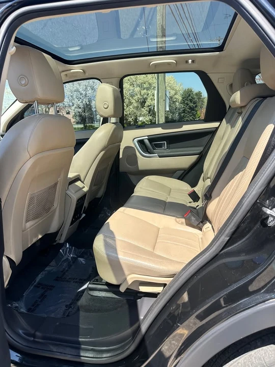 2017 Land Rover Discovery Sport - Image 12 of 19