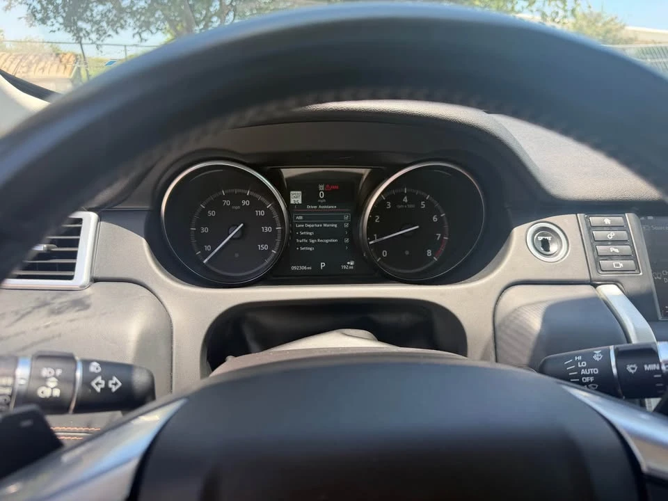 2017 Land Rover Discovery Sport - Image 3 of 10