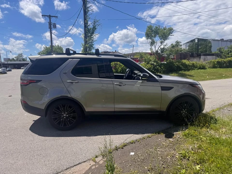 2017 Land Rover Discovery Sport - Image 11 of 15