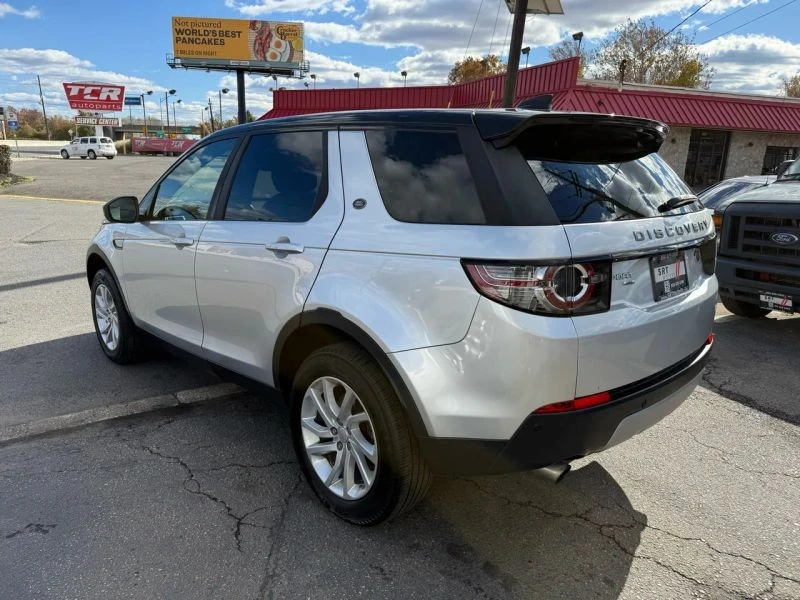 2017 Land Rover Discovery Sport - Image 6 of 12