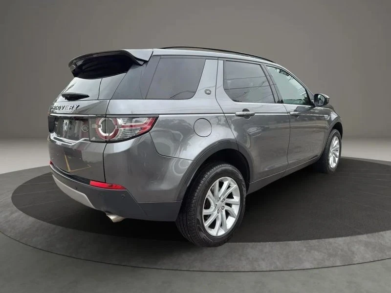 2017 Land Rover Discovery 5th Gen - Image 5 of 12