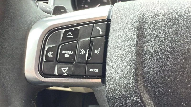 2017 Land Rover Discovery 5th Gen - Image 12 of 12