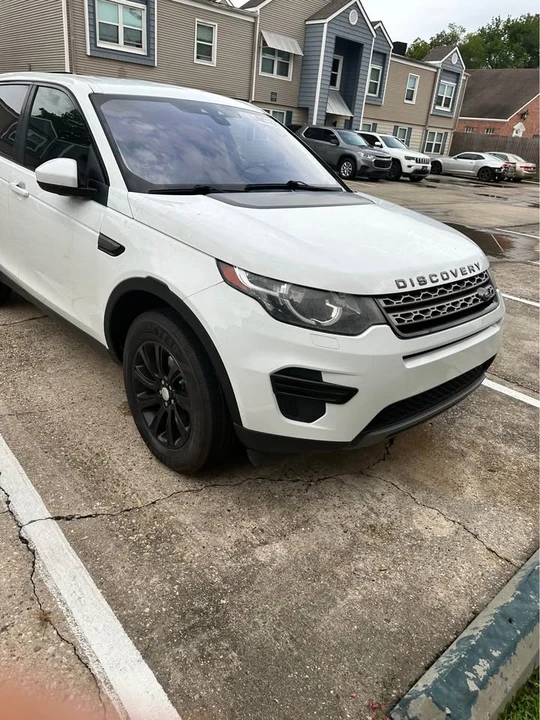 2017 Land Rover Discovery Sport - Image 4 of 11
