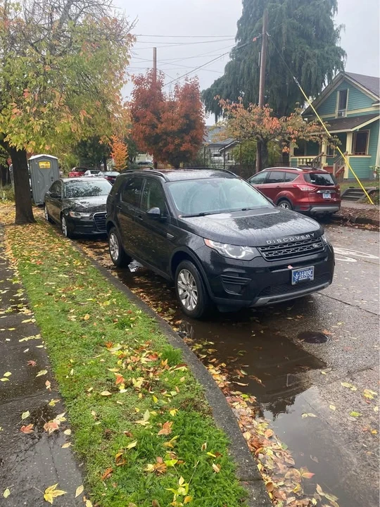 2017 Land Rover Discovery 5th Gen - Image 2 of 4