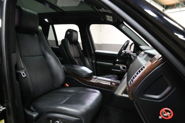2017 Land Rover Range Rover L405 - Image 13 of 24