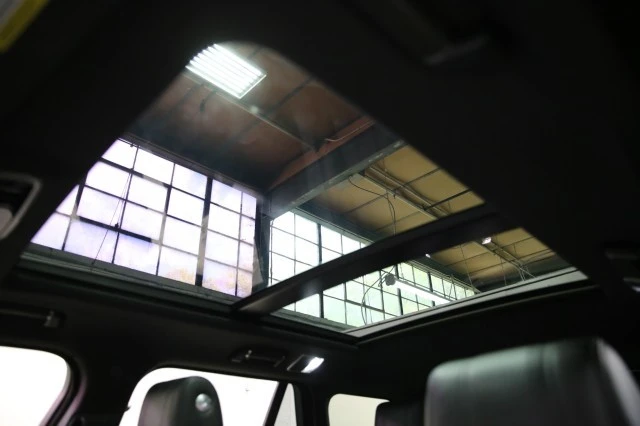 2017 Land Rover Range Rover L405 - Image 14 of 24