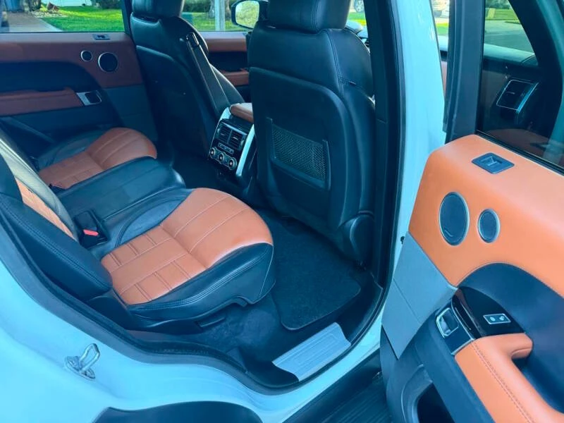 2017 Land Rover Range Rover L405 - Image 8 of 10