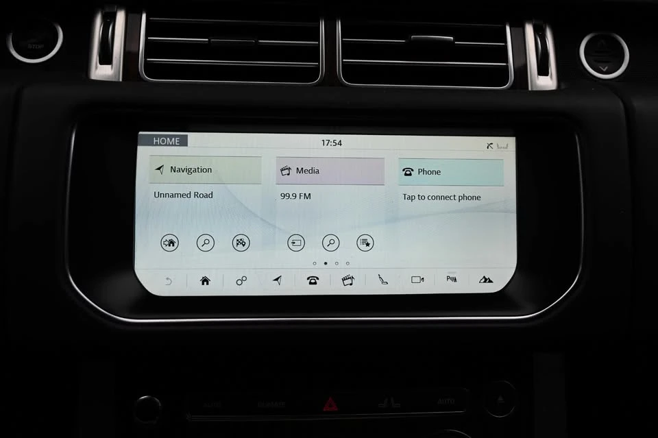 2017 Land Rover Range Rover L405 - Image 16 of 20