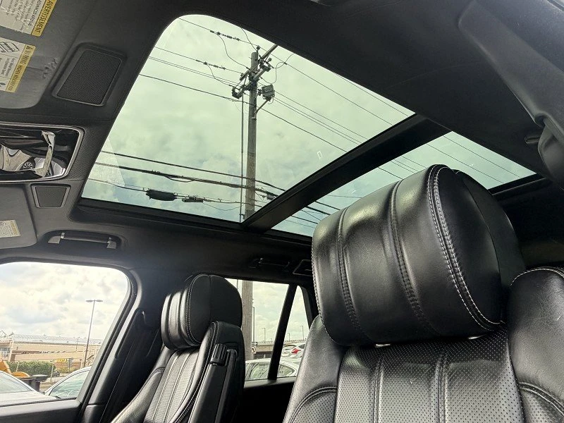 2017 Land Rover Range Rover L405 - Image 9 of 20