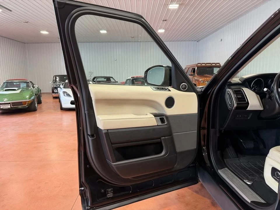 2017 Land Rover Range Rover L405 - Image 17 of 20