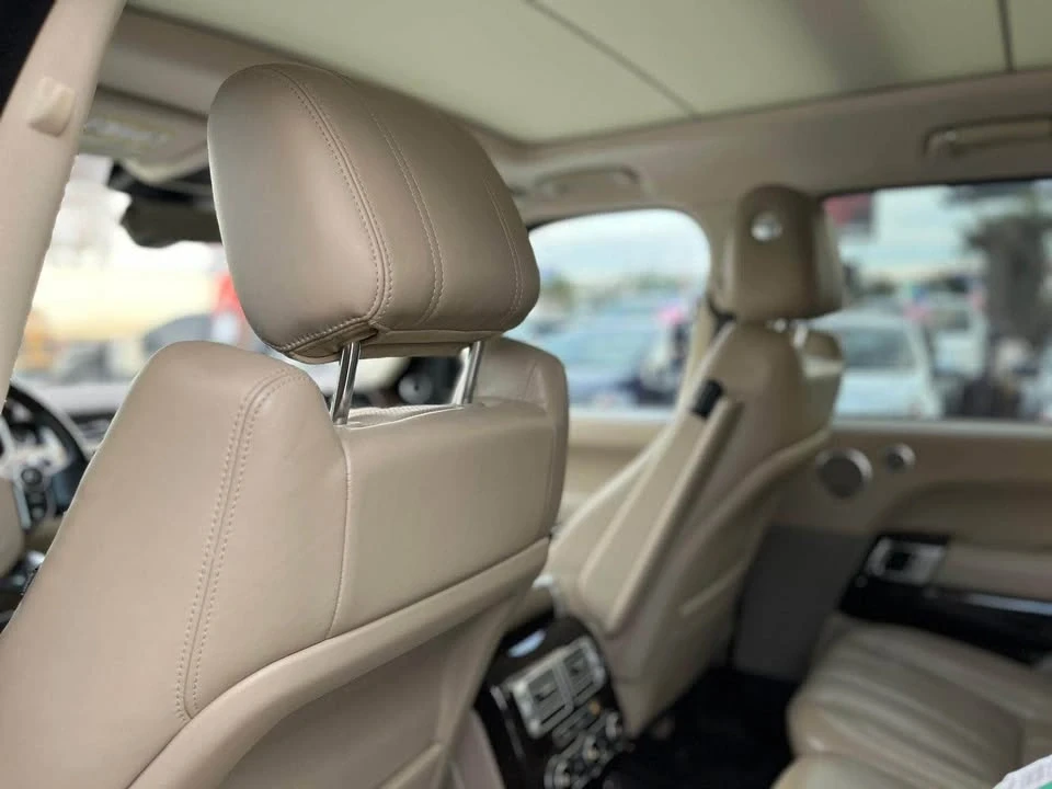 2017 Land Rover Range Rover L405 - Image 8 of 10