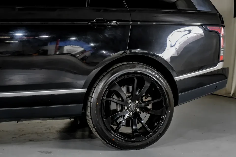 2017 Land Rover Range Rover L405 - Image 11 of 20