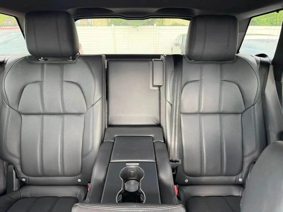 2017 Land Rover Range Rover L405 - Image 7 of 10