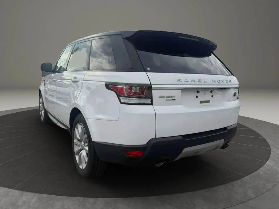 2017 Land Rover Range Rover L405 - Image 5 of 10