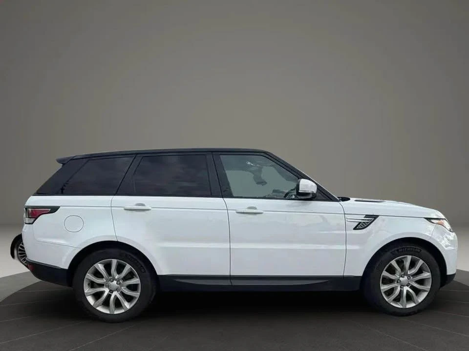 2017 Land Rover Range Rover L405 - Image 9 of 10
