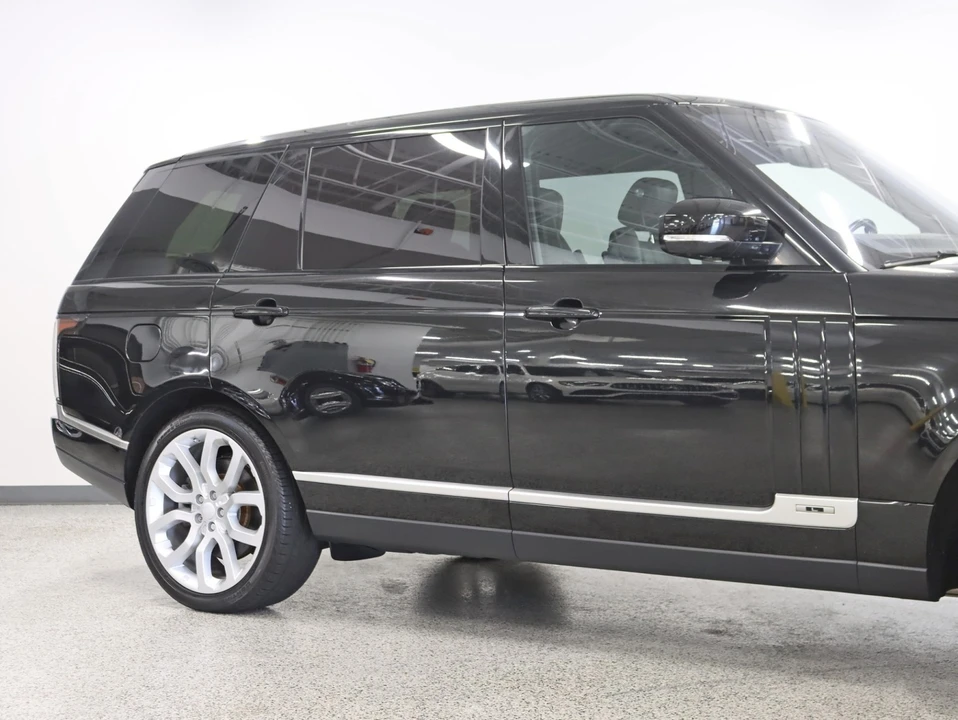 2017 Land Rover Range Rover L405 - Image 3 of 12
