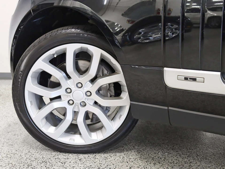 2017 Land Rover Range Rover L405 - Image 11 of 12