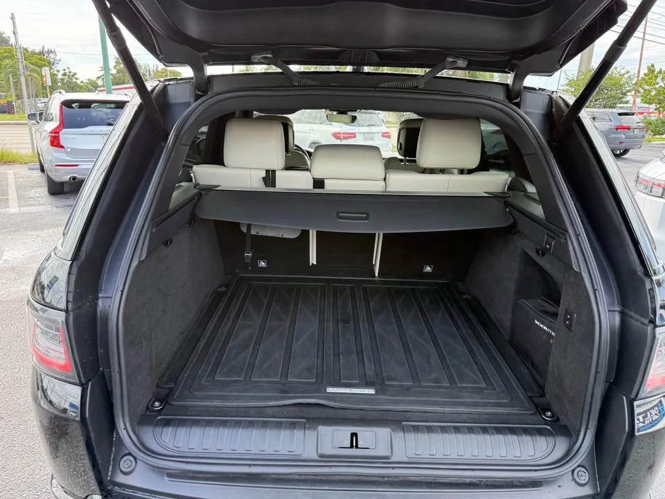 2017 Land Rover Range Rover L405 - Image 17 of 20