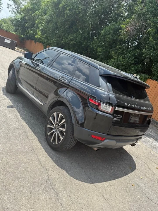 2017 Land Rover Range Rover L405 - Image 3 of 6