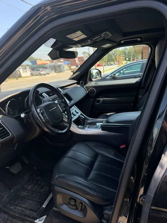 2017 Land Rover Range Rover L405 - Image 5 of 11