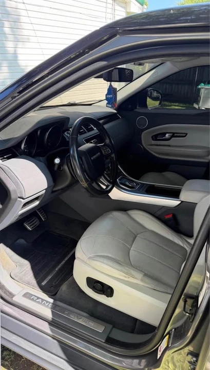 2017 Land Rover Range Rover L405 - Image 4 of 11