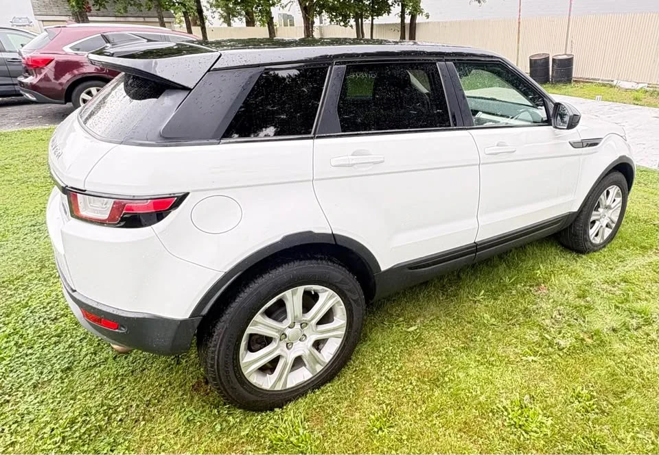 2017 Land Rover Range Rover L405 - Image 4 of 7