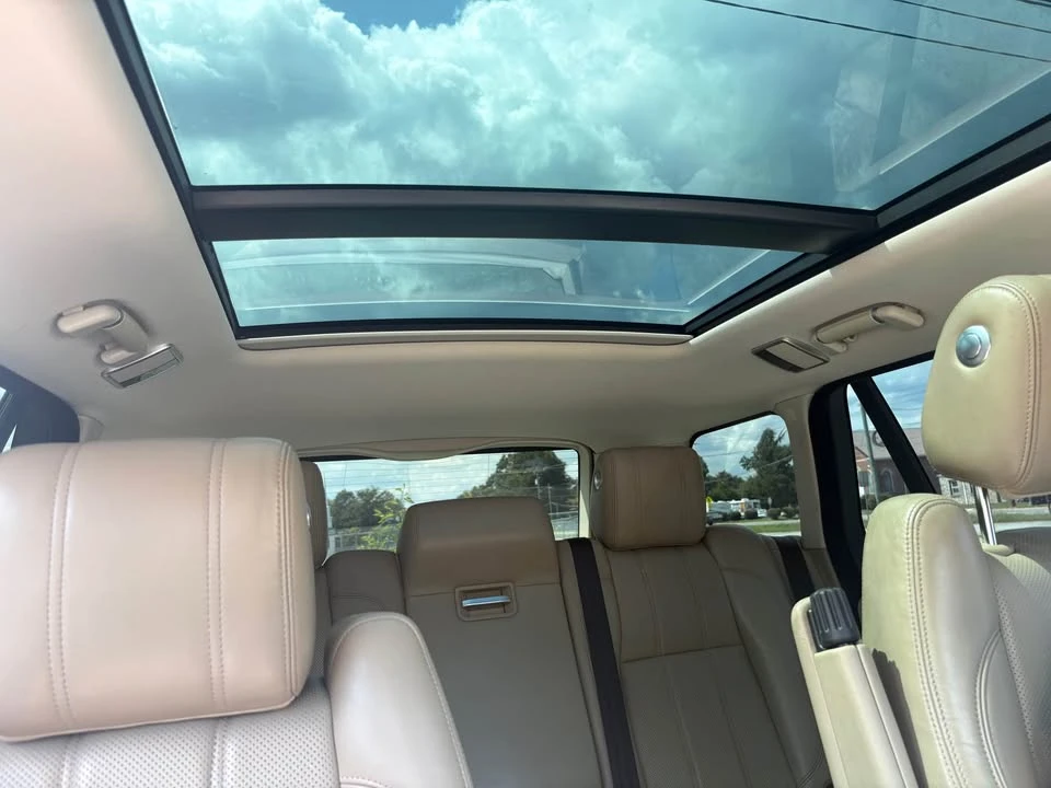2017 Land Rover Range Rover L405 - Image 5 of 9