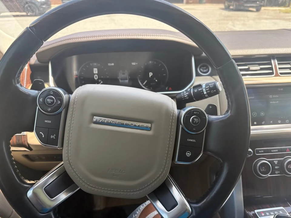 2017 Land Rover Range Rover L405 - Image 6 of 9