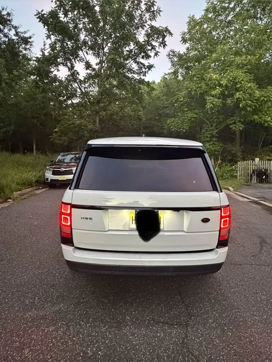 2017 Land Rover Range Rover L405 - Image 6 of 14