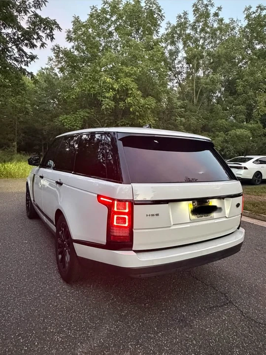 2017 Land Rover Range Rover L405 - Image 5 of 14
