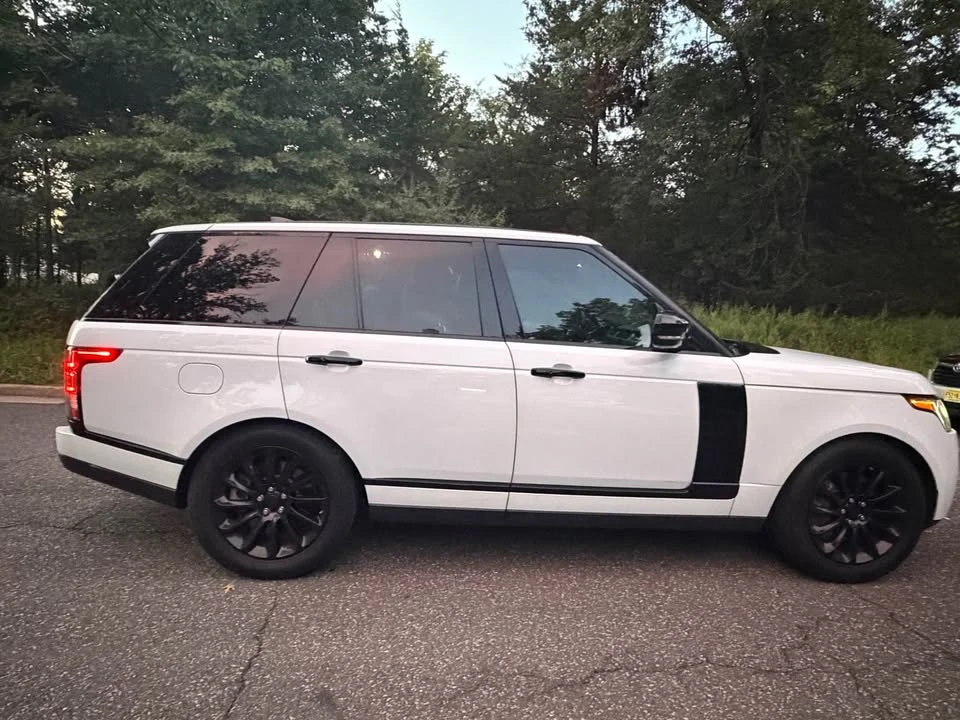 2017 Land Rover Range Rover L405 - Image 3 of 14