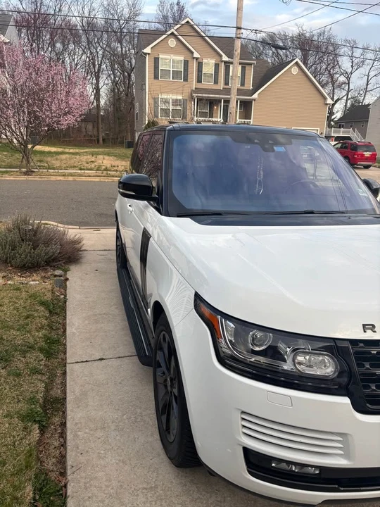 2017 Land Rover Range Rover L405 - Image 5 of 9