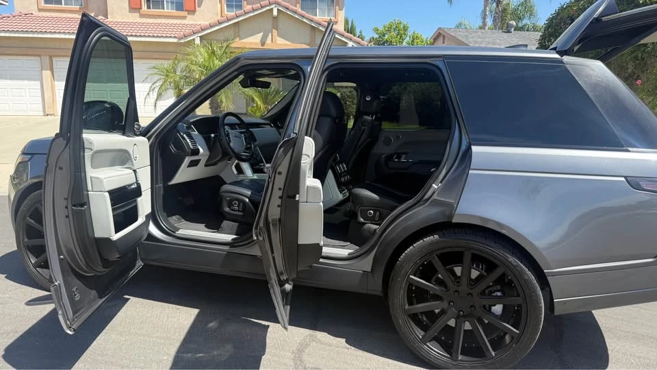 2017 Land Rover Range Rover L405 - Image 12 of 16