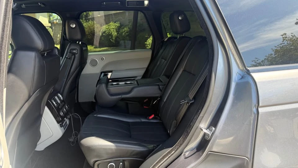 2017 Land Rover Range Rover L405 - Image 9 of 16