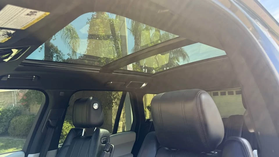 2017 Land Rover Range Rover L405 - Image 11 of 16
